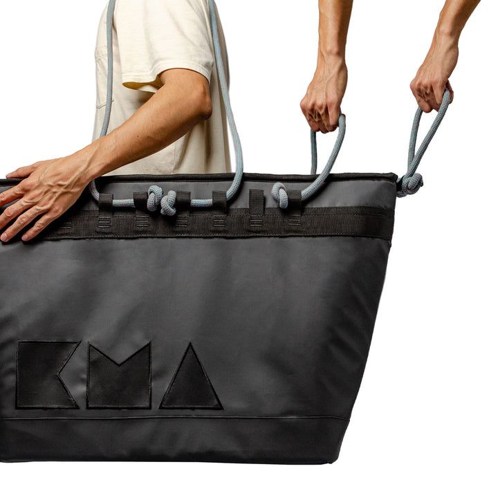 FLEXIBLE FISH COOLER BAG