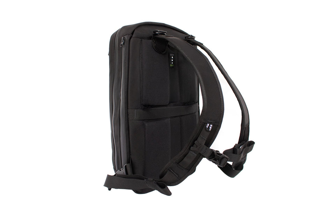 SESSION 16L BACKPACK